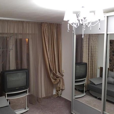 Central Park Apartment Днепр Экстерьер фото